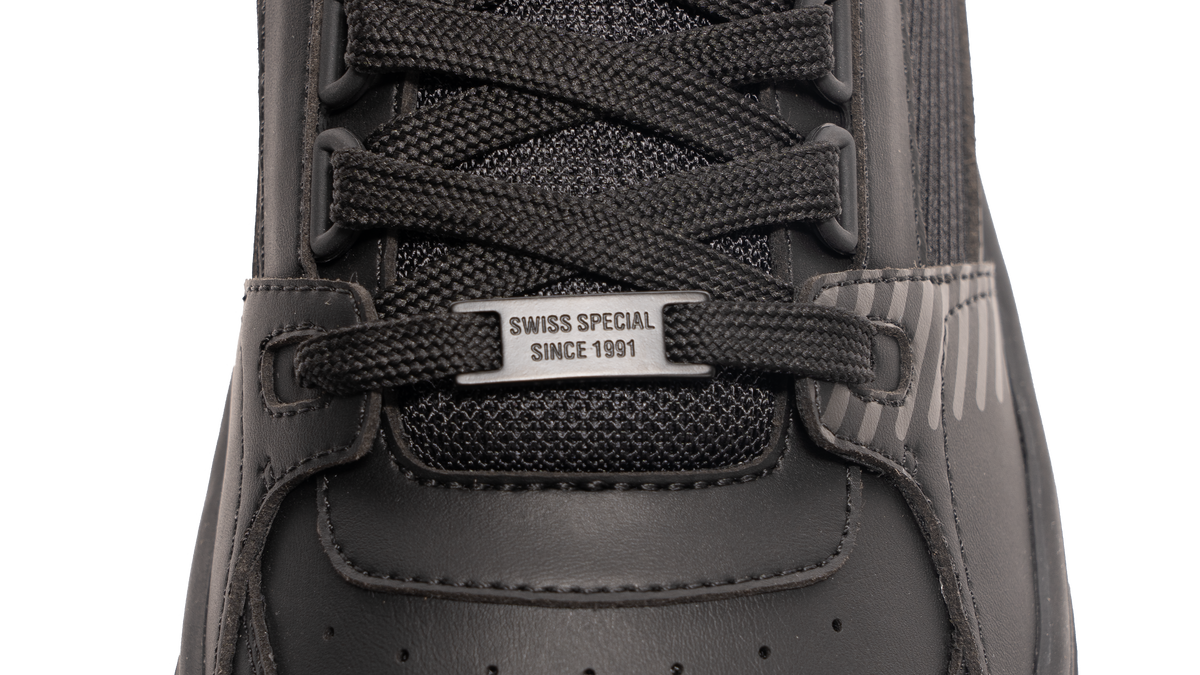 B&T Schuh Sneaker mit B&T Logo