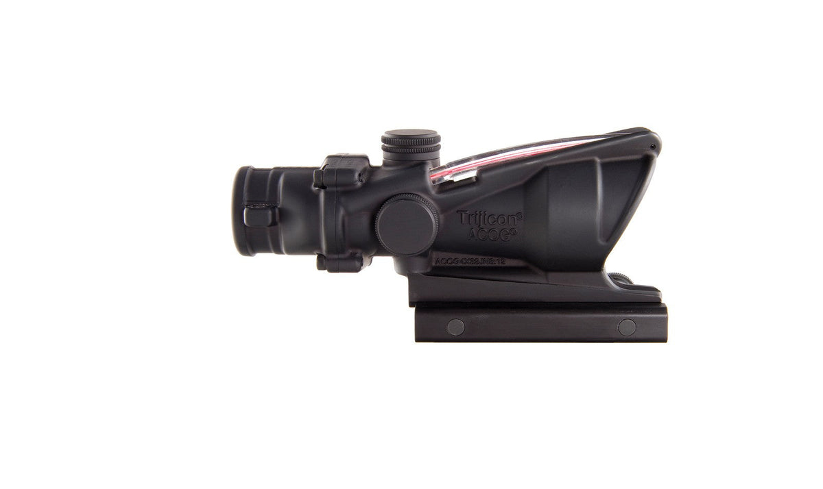 Trijicon® Visée ACOG® 4x32 Dual Illuminated Red Horseshoe/Dot .223 BAC Reticle w/ TA51 Mount